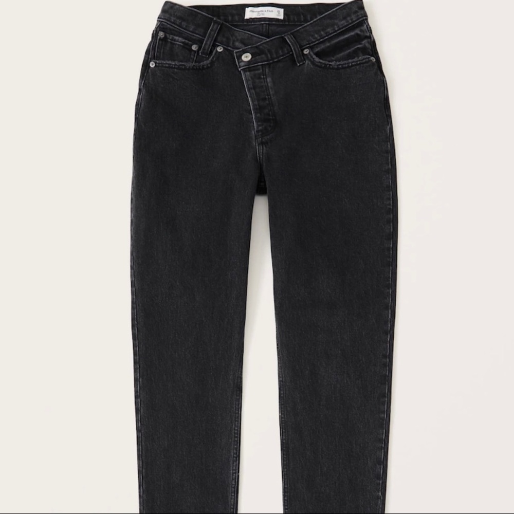 Abercrombie & Fitch Black Rinse Rigid High Rise Dad Crossover Waist Jeans